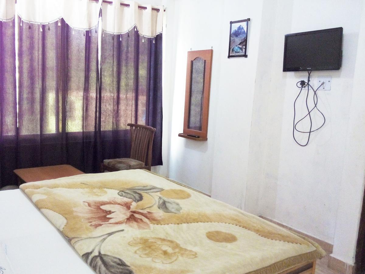 Hotel Bharmour View Brāhmaur Kültér fotó